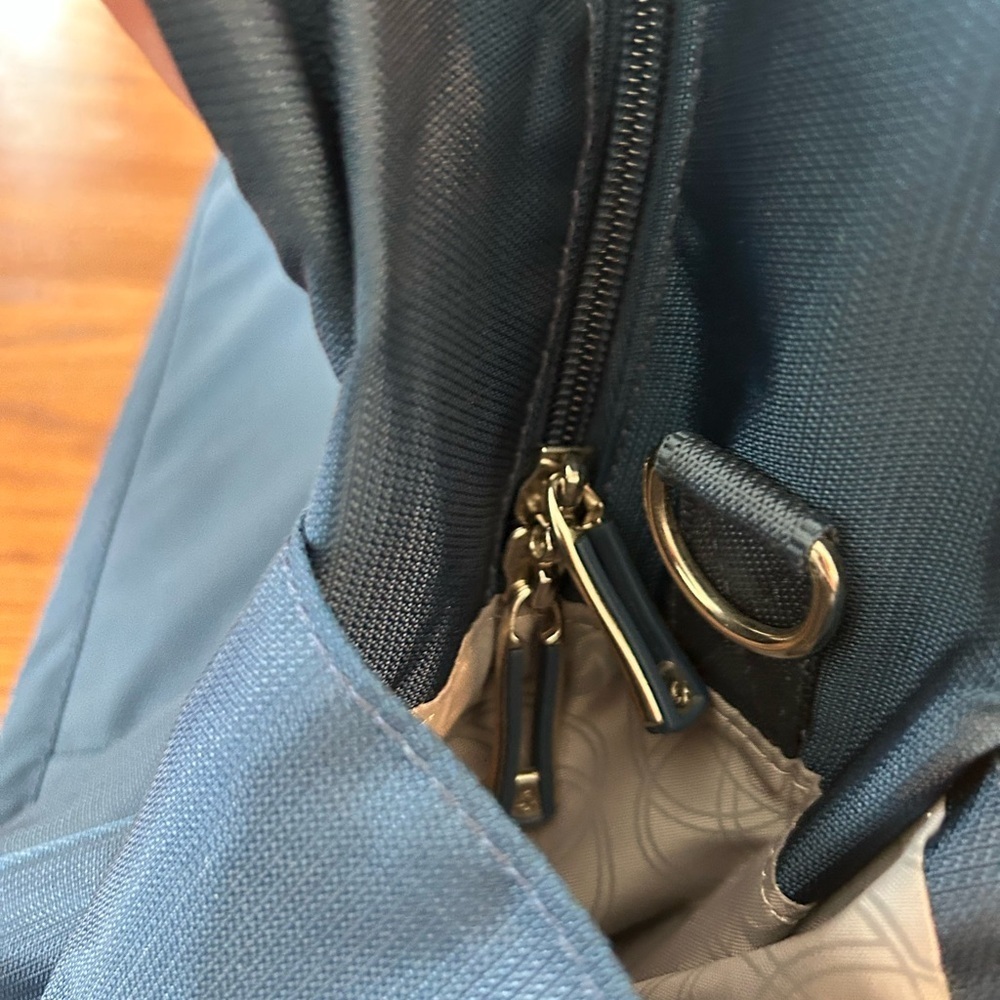 Samsonite Travel Bag - Picture 6 of 6